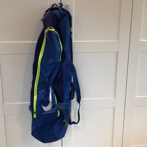 MAKE AN OFFER!! Nike baseball bag